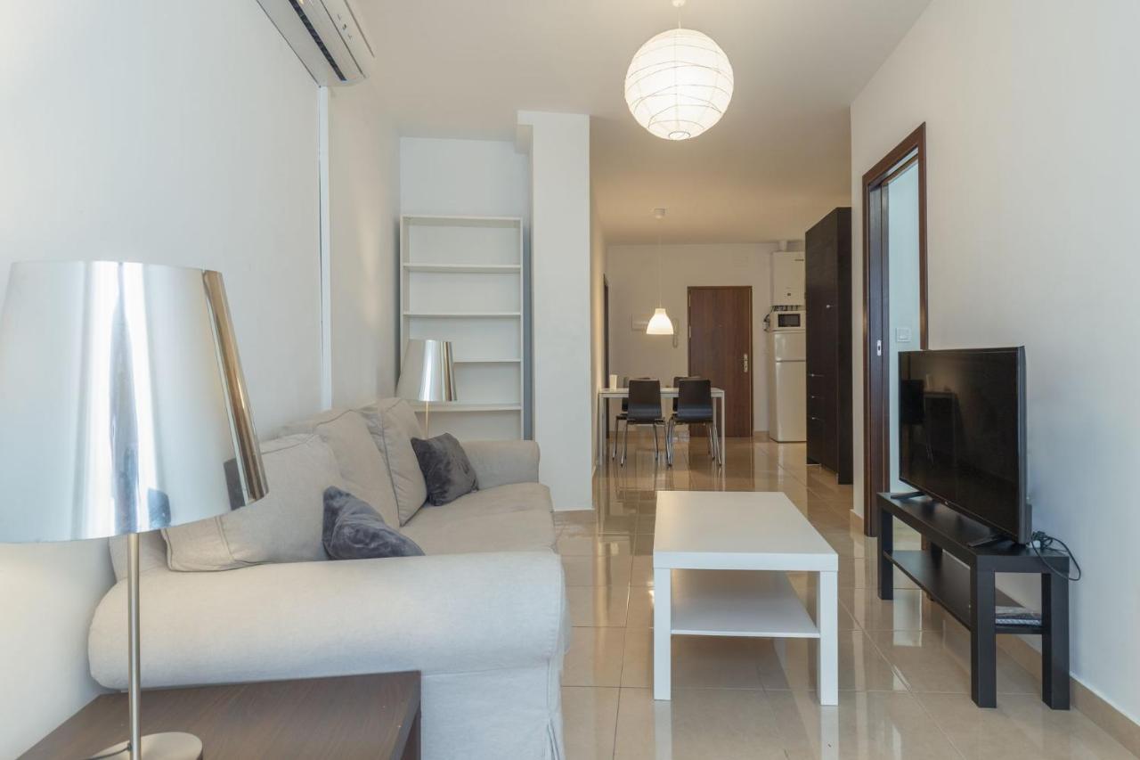 Fun Building Flats By Homeabout Málaga Extérieur photo