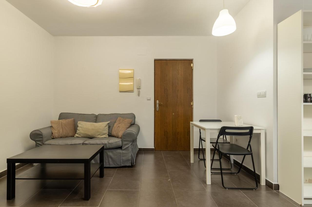 Fun Building Flats By Homeabout Málaga Extérieur photo