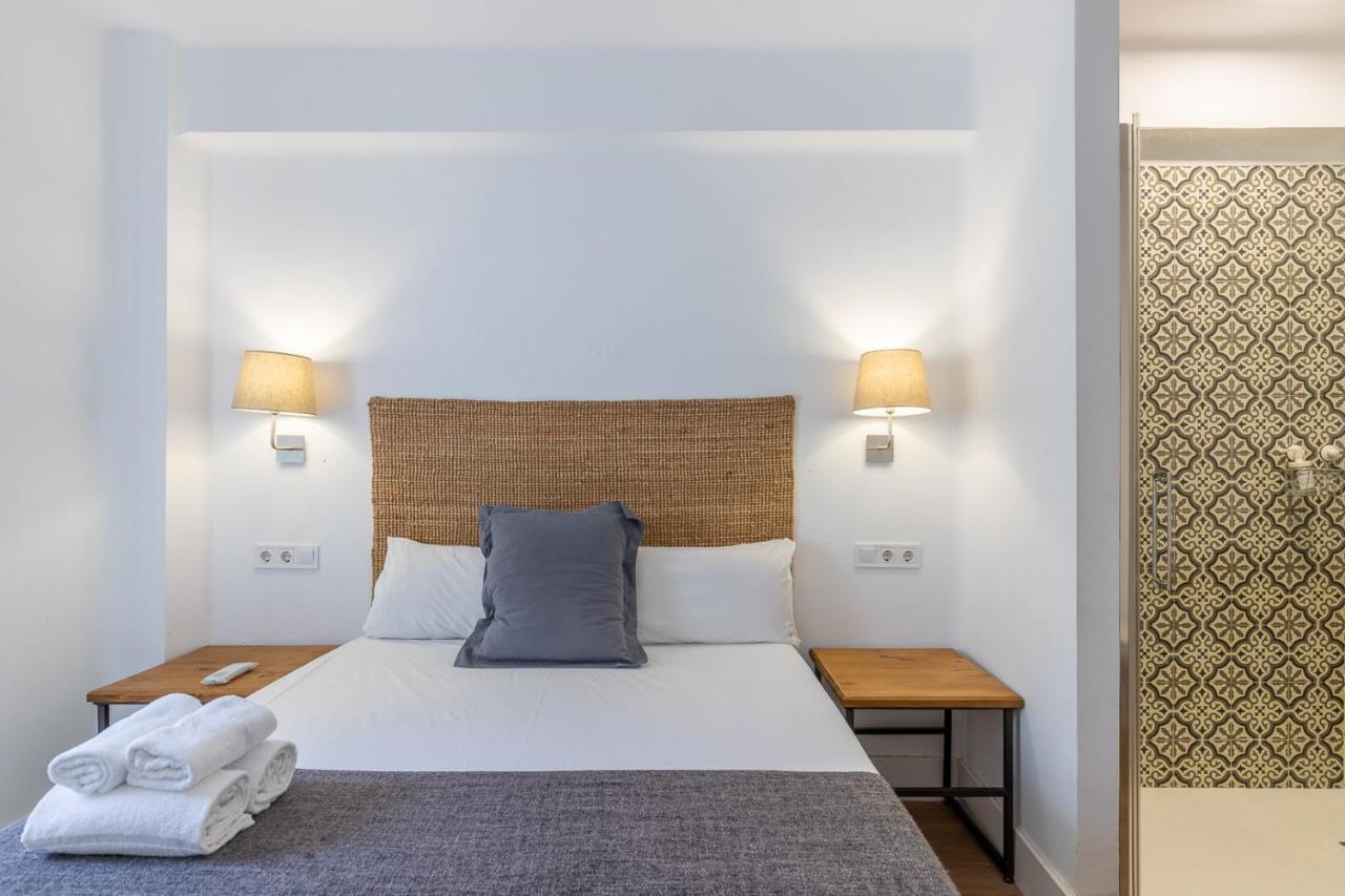 Fun Building Flats By Homeabout Málaga Extérieur photo