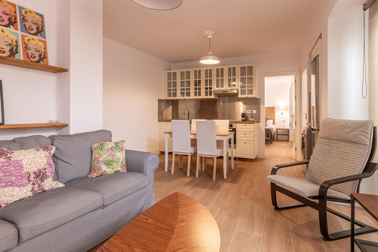Fun Building Flats By Homeabout Málaga Extérieur photo