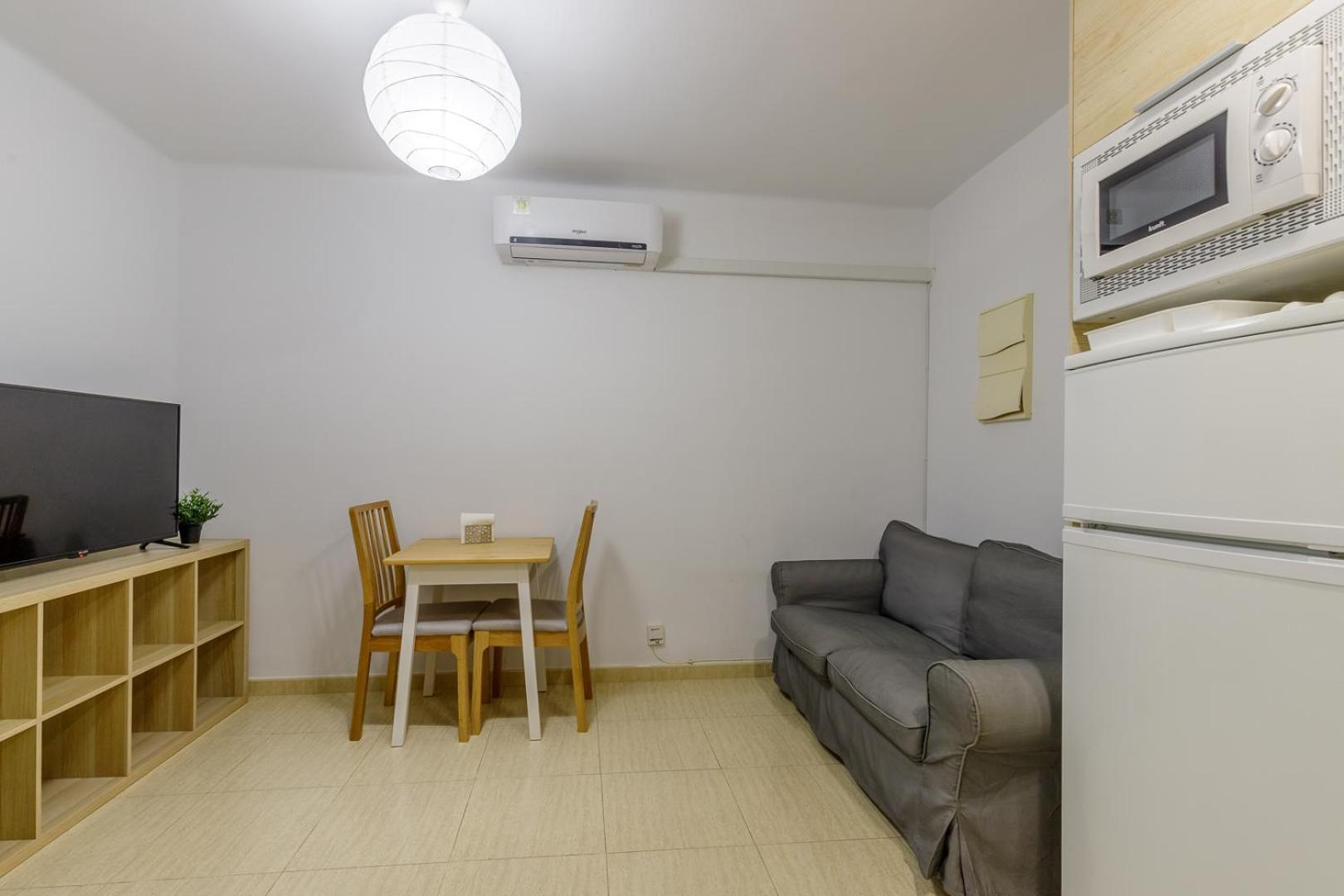 Fun Building Flats By Homeabout Málaga Extérieur photo