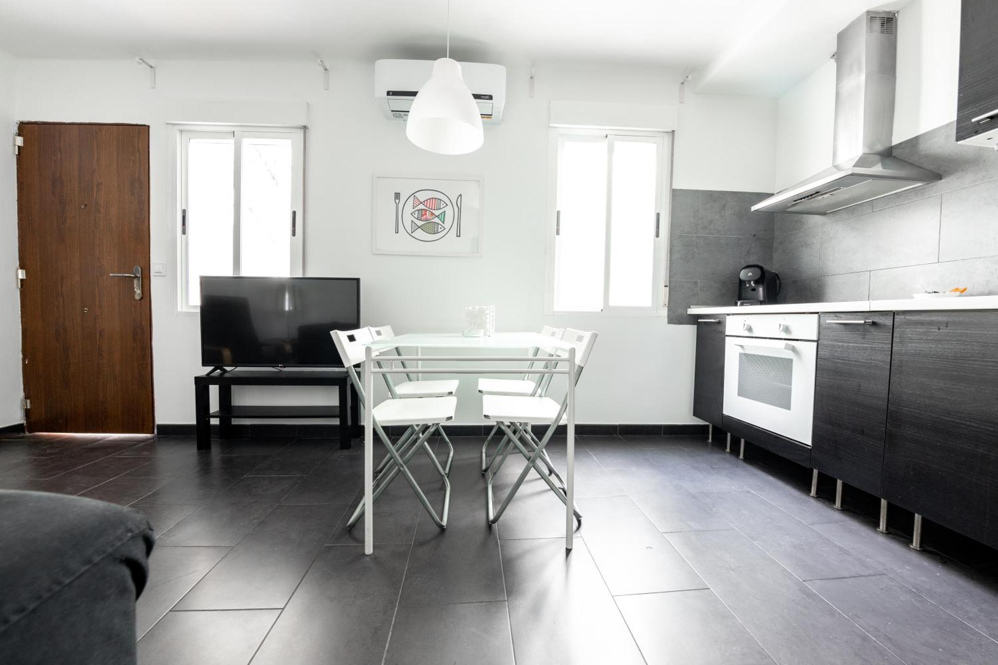 Fun Building Flats By Homeabout Málaga Extérieur photo